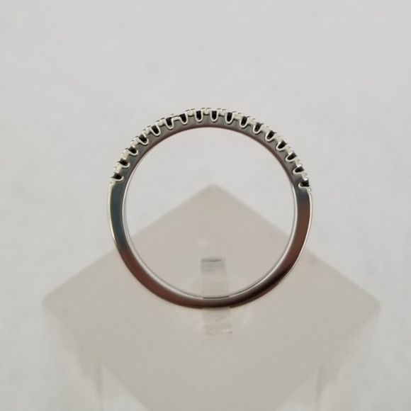 18k White Gold Pave Band - Picture 4 of 8